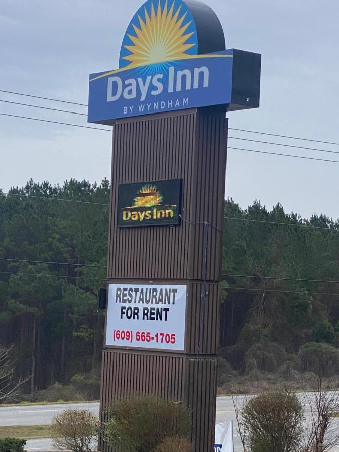 Days Inn By Wyndham Ozark Luaran gambar