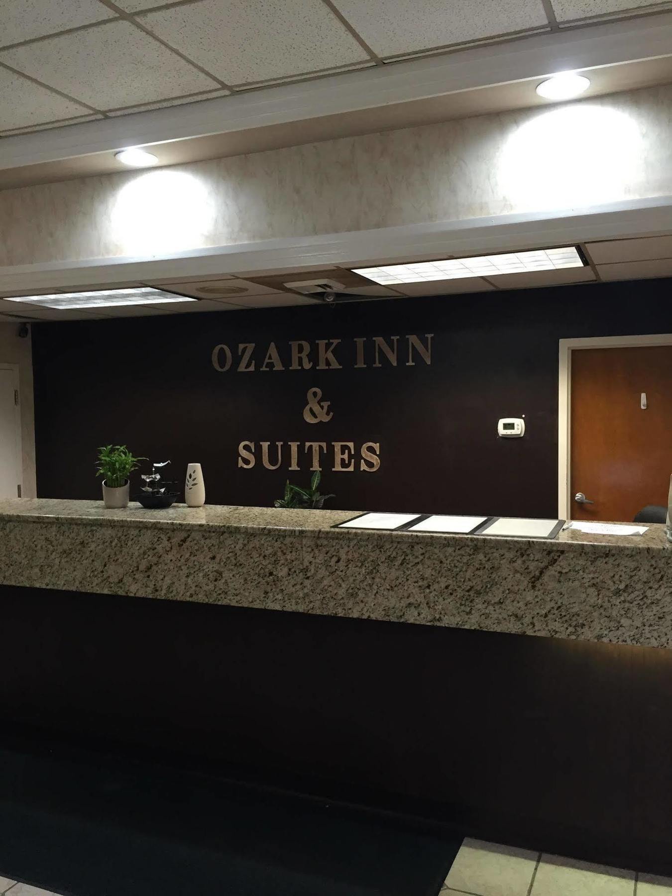 Days Inn By Wyndham Ozark Luaran gambar